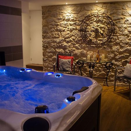 Logis Hotel Aux Berges De L'Aveyron Onet-le-Château المظهر الخارجي الصورة